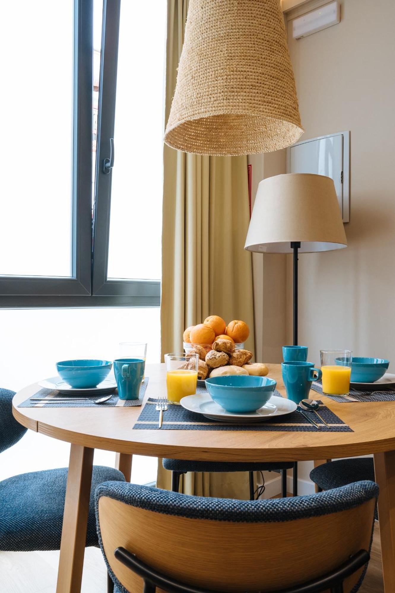 New Hostly Alameda Apartments Seville Luaran gambar