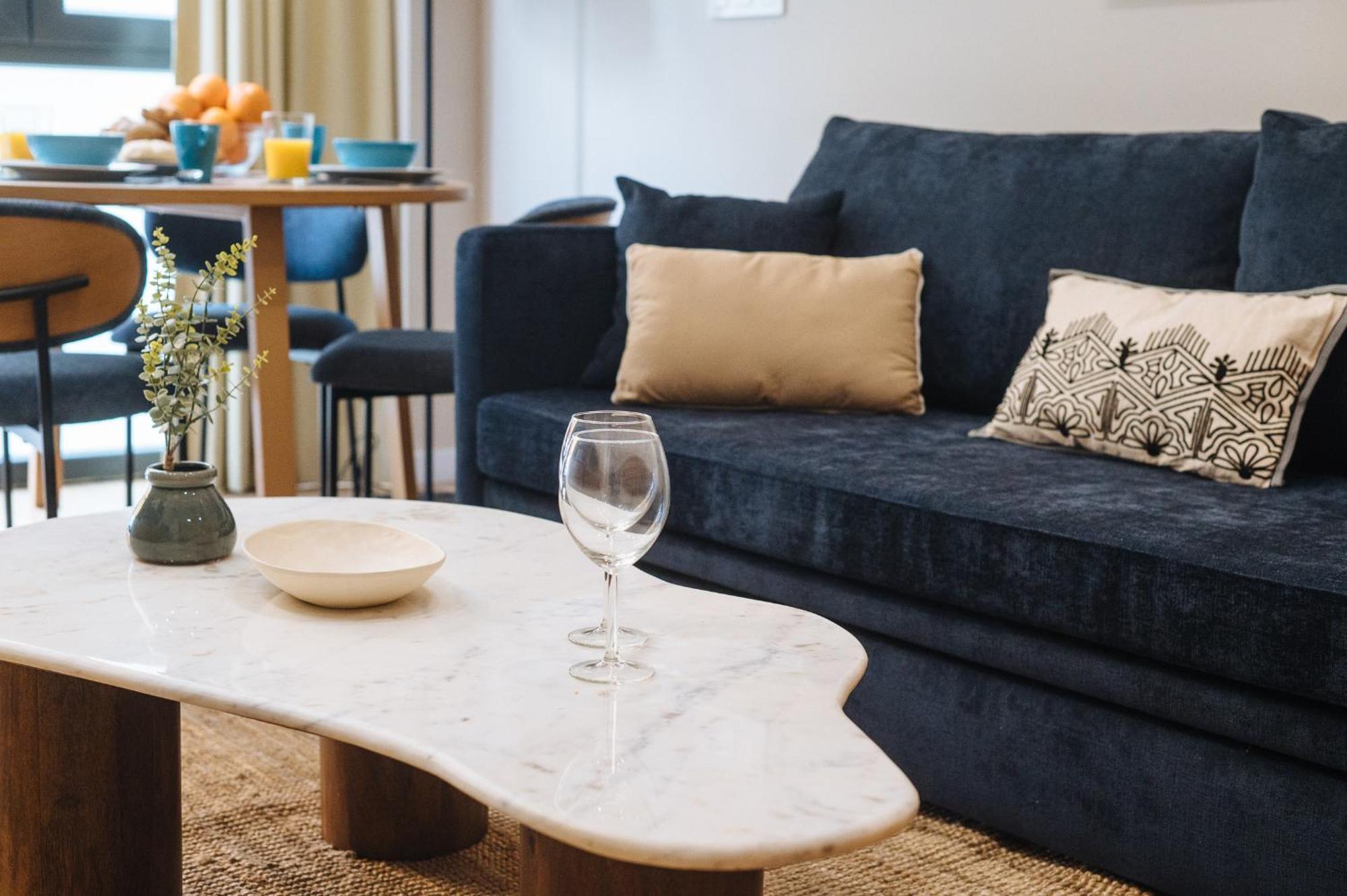 New Hostly Alameda Apartments Seville Luaran gambar