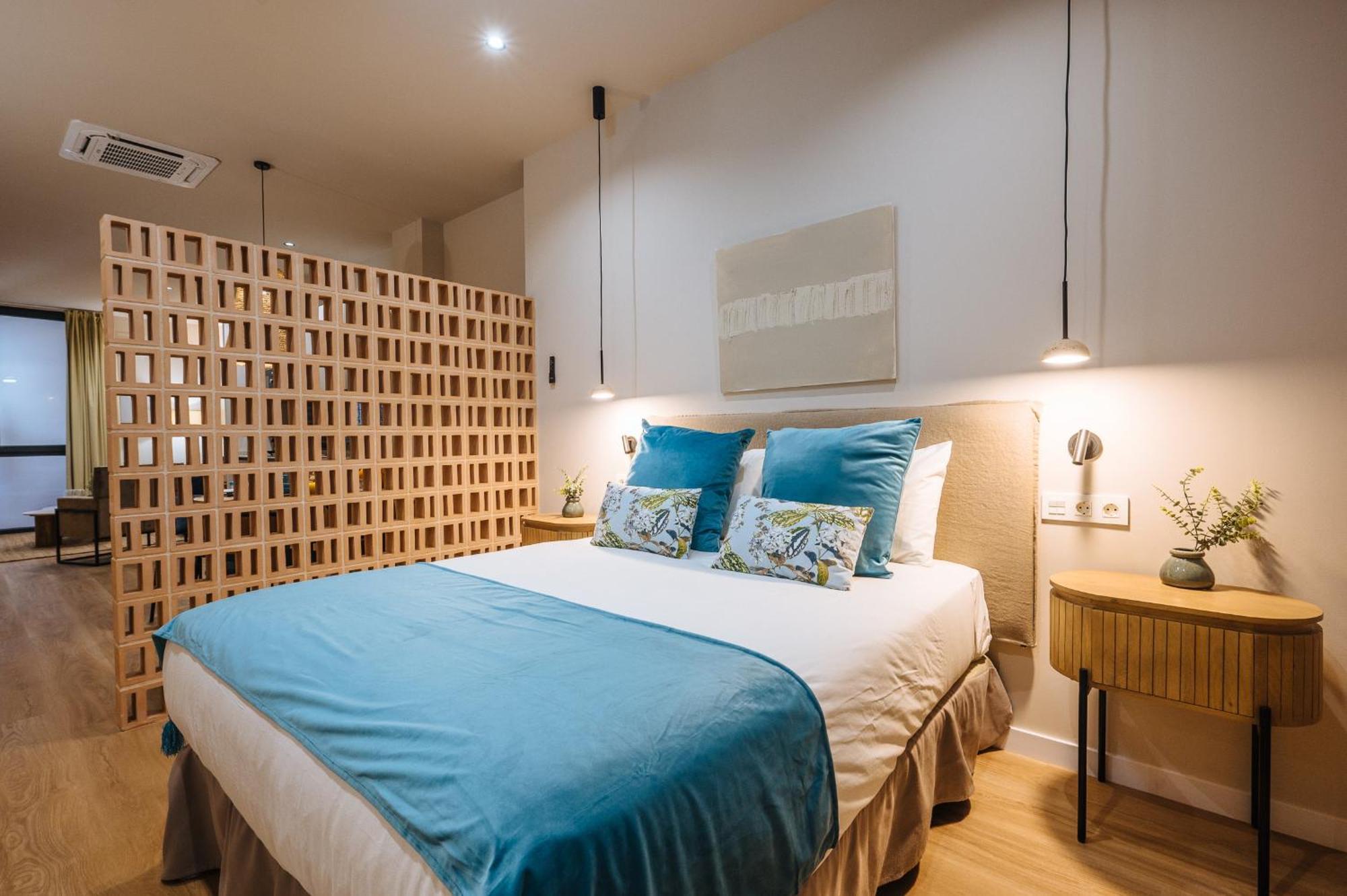 New Hostly Alameda Apartments Seville Luaran gambar