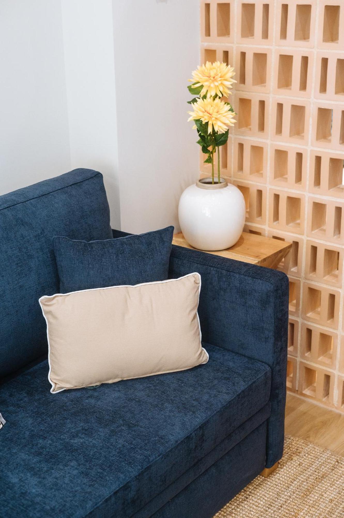 New Hostly Alameda Apartments Seville Luaran gambar