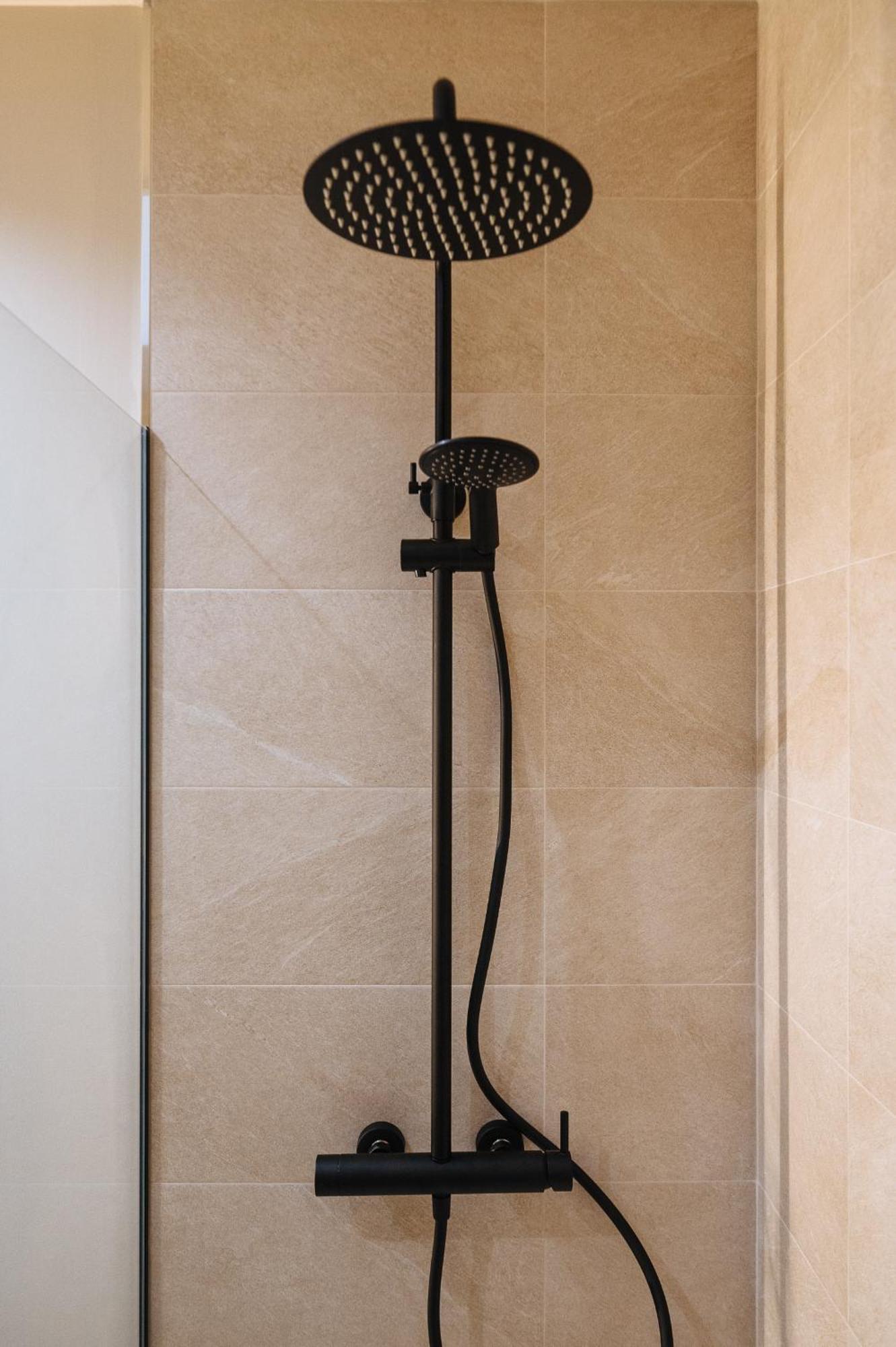 New Hostly Alameda Apartments Seville Luaran gambar