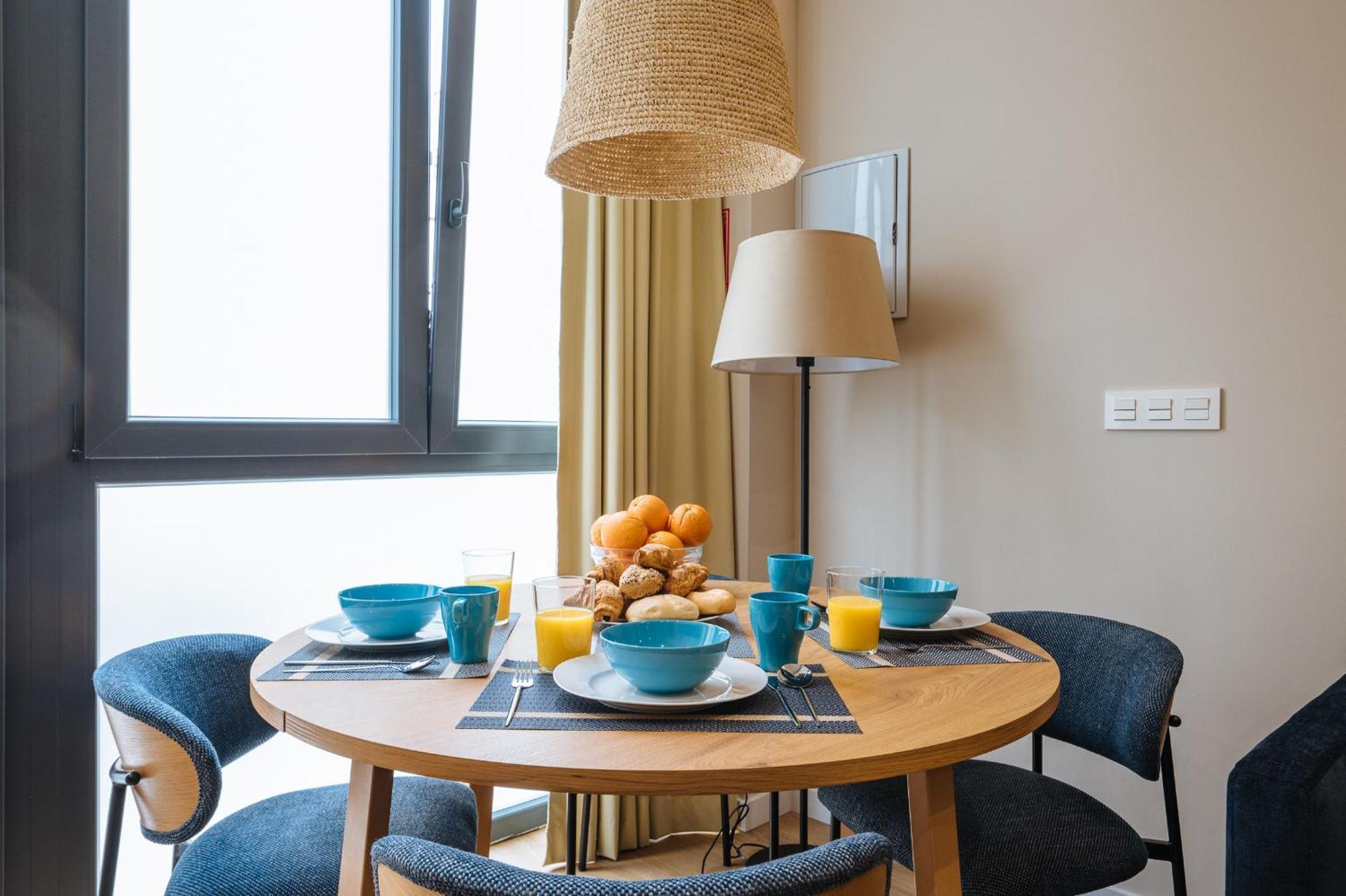 New Hostly Alameda Apartments Seville Luaran gambar