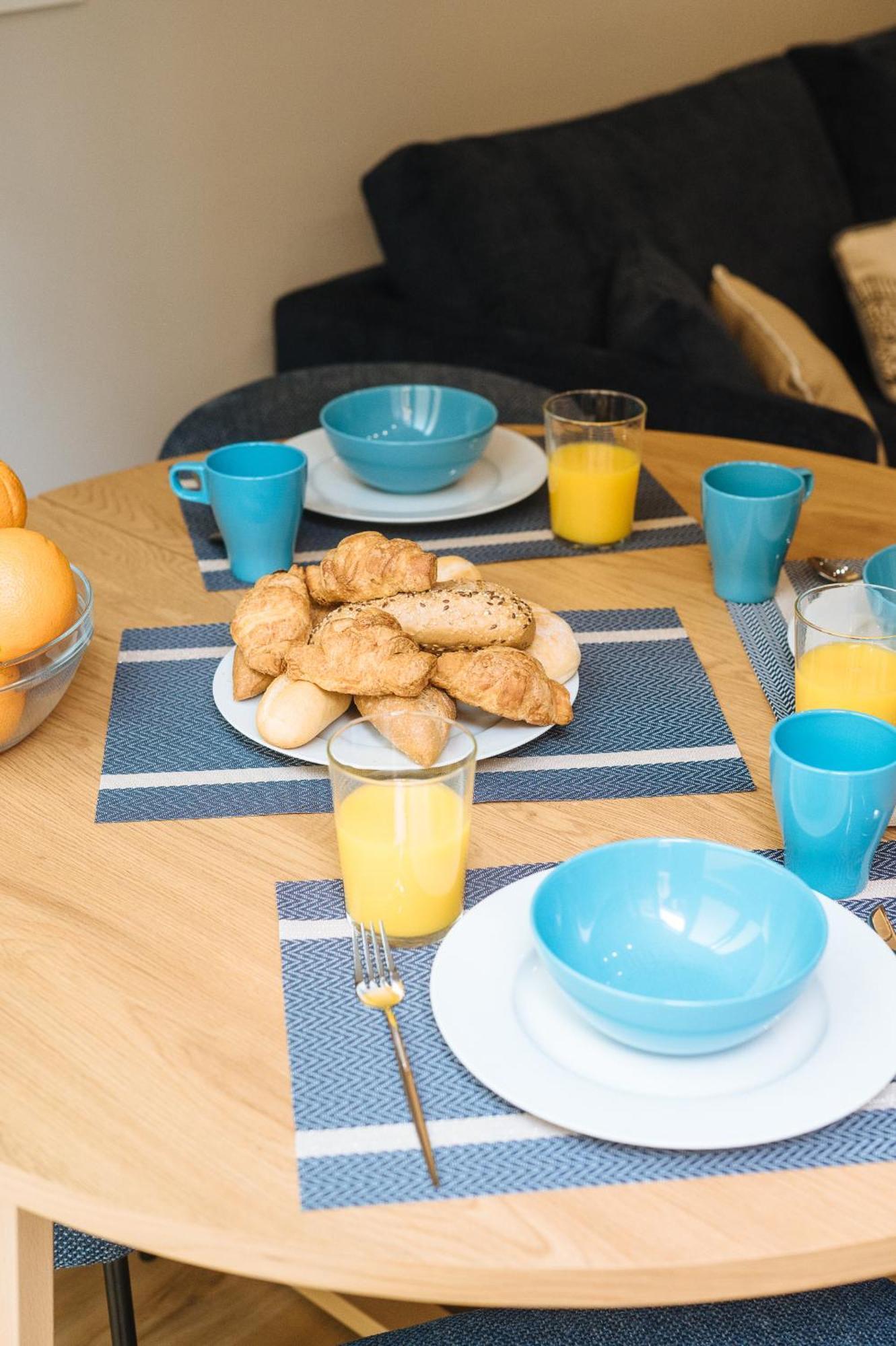 New Hostly Alameda Apartments Seville Luaran gambar