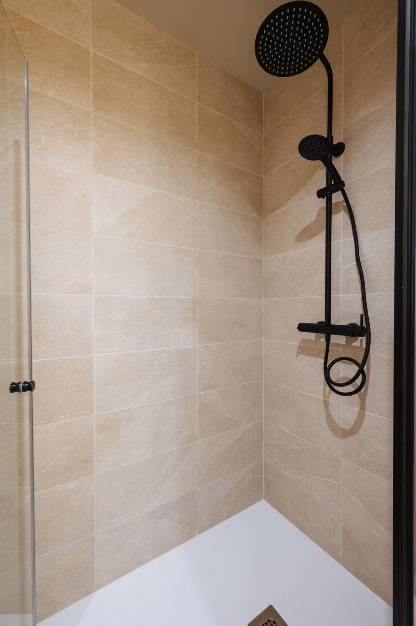 New Hostly Alameda Apartments Seville Luaran gambar